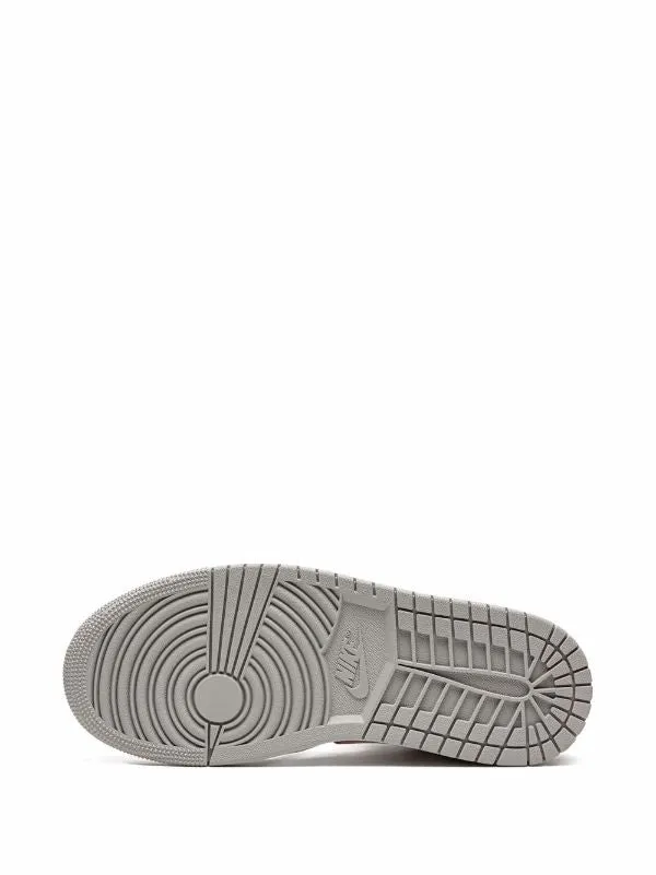 Air Jordan 1 Mid sneakers Women’s