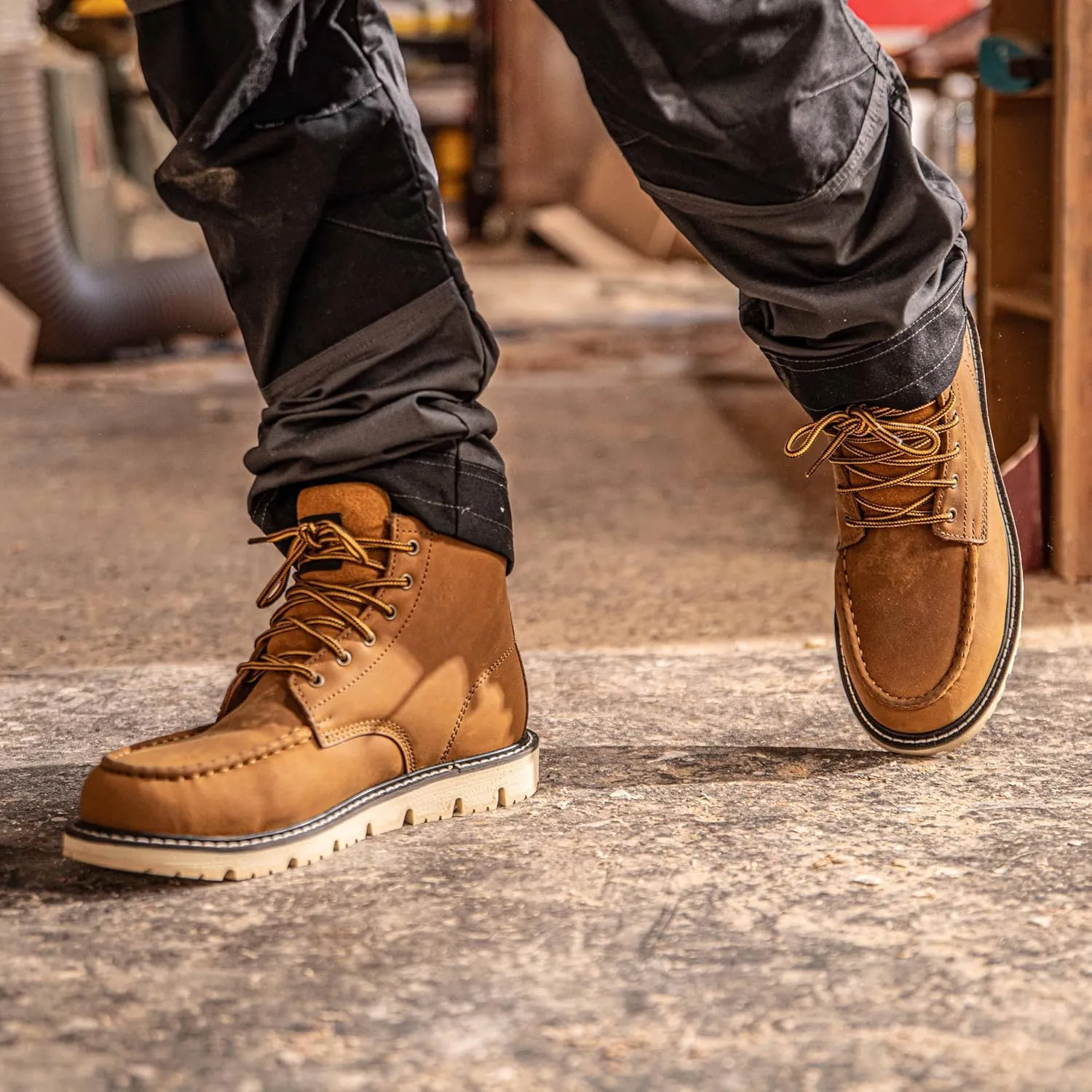 DEWALT Forge Moc Toe, FLEX Outsole, Leather, Steel Toe, Safety Work Boots For Men