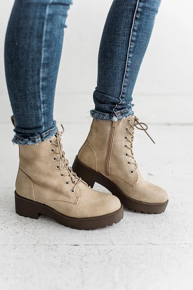 Mazzy Combat Boot - Size 6 Left