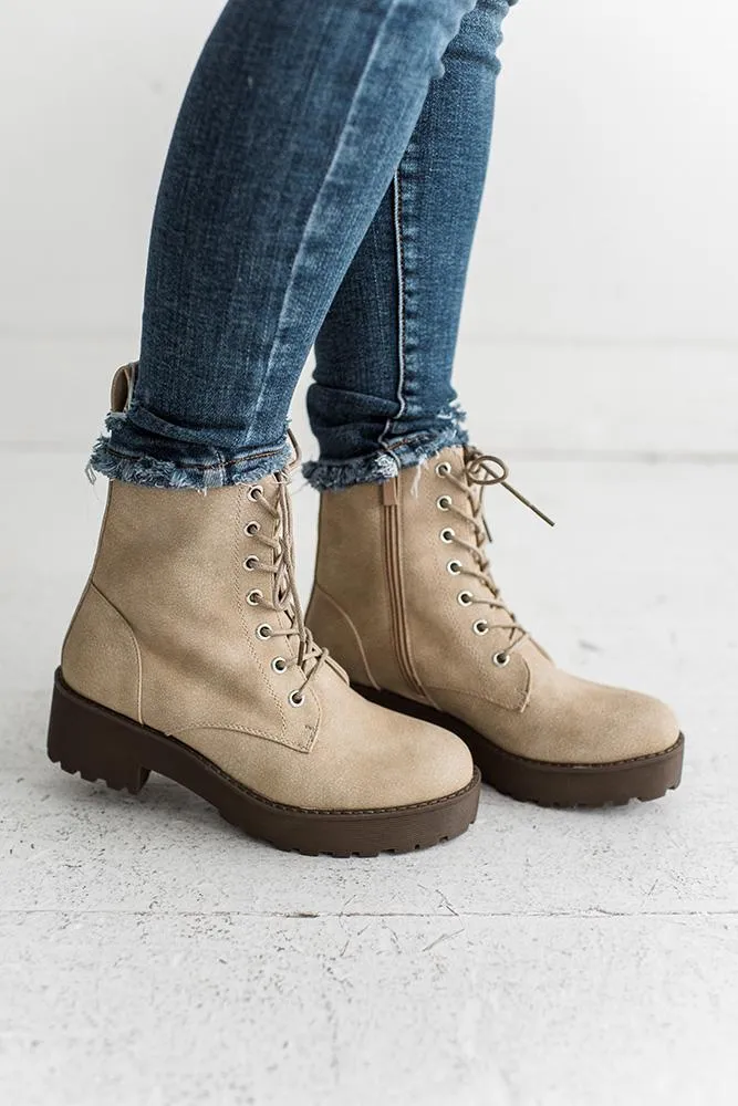 Mazzy Combat Boot - Size 6 Left