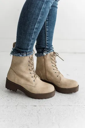 Mazzy Combat Boot - Size 6 Left
