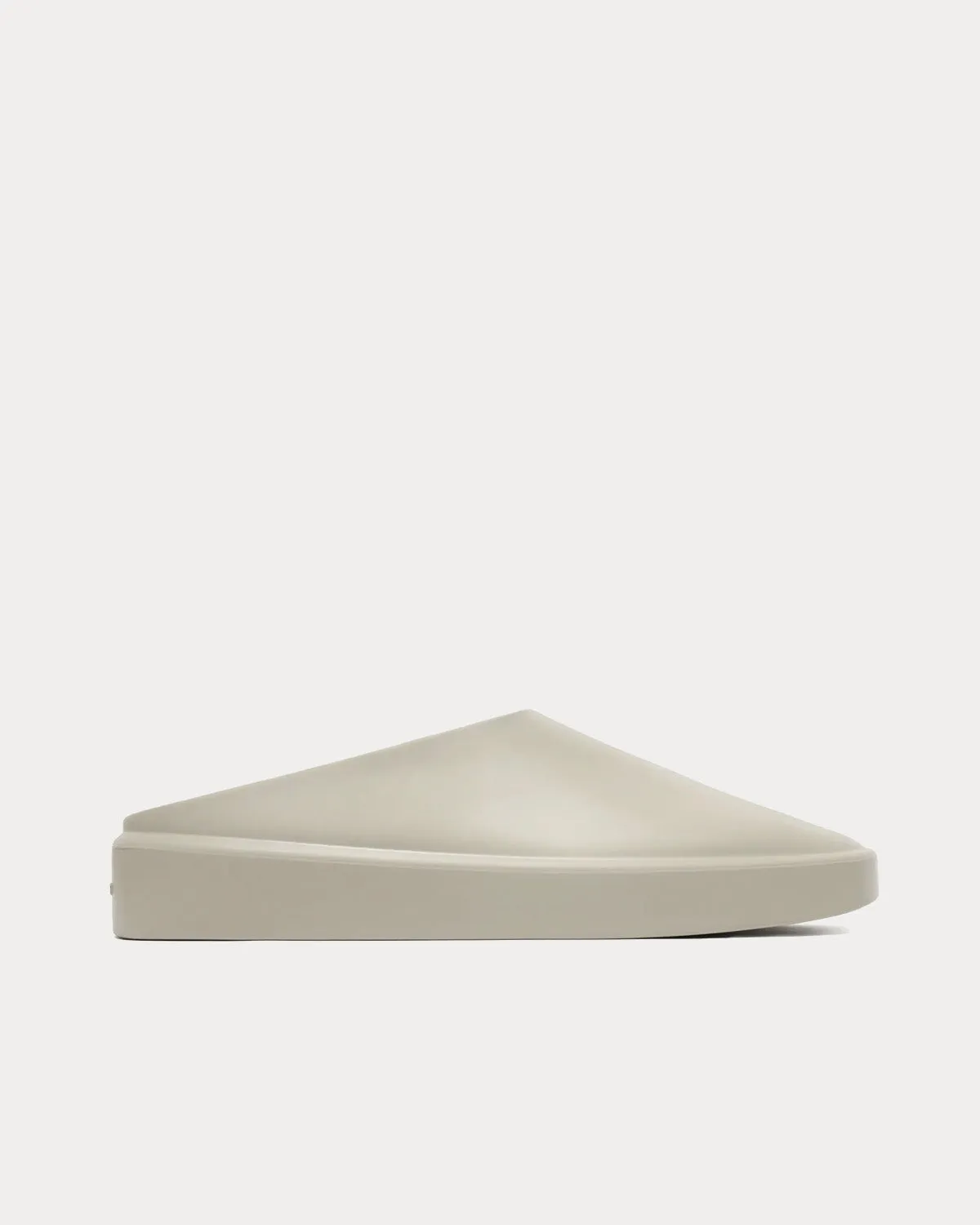 The California XL Extralight® Dusty Concrete Slip On Sneakers