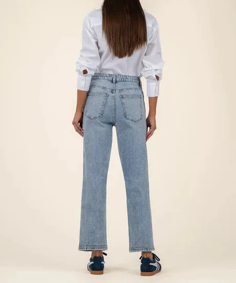 Timeless Straight-Leg Jeans in Light Wash